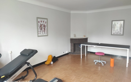 ACQUISITION MAISON dite " COUHAILLAT" au coeur du village 