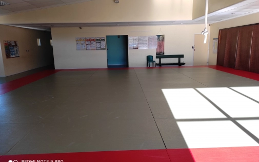 LA SALLE DES SPORTS